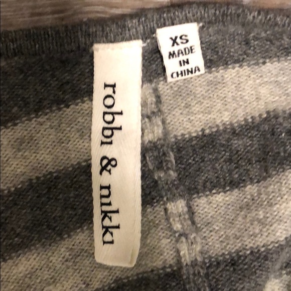 Robbi & Nikki Striped Wool Dolman Sleeve Sweater - Picture 5 of 6